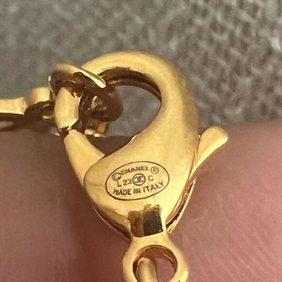 CHANEL• DUBAI BLING FAME• BNIB GHW Crystal Necklace - Picture 7 of 12